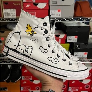 Converse x Peanuts Chuck Taylor All Star Snoopy Woodstock High Top